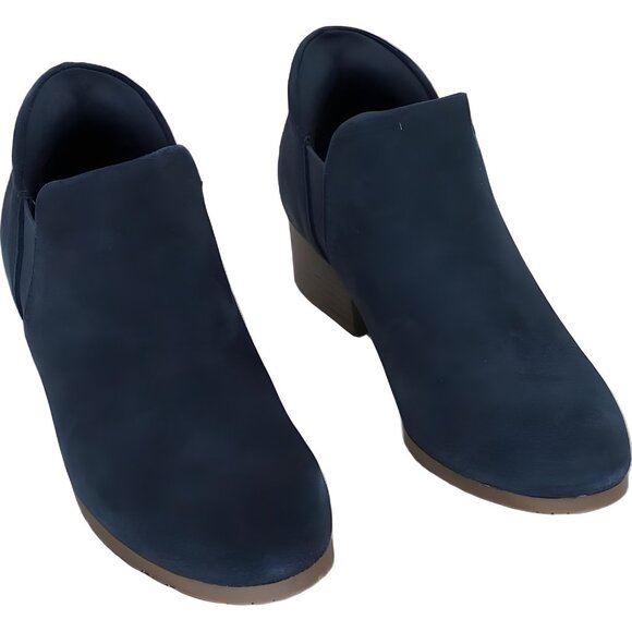 Kenneth Cole Reaction Women's Navy Low Heel Shoes Size 6.5M - Picture 1 of 6
